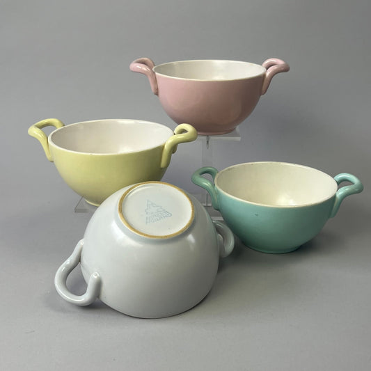 A Delightful Set of Mid-Century Pastel Bowls by Huizen, Holland | c.1950s