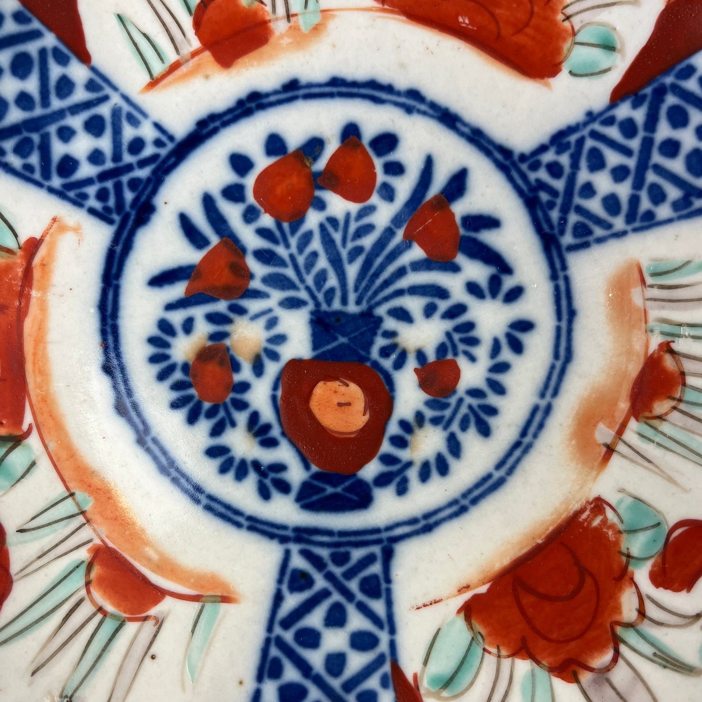 A Fine Set of 19th-Century Japanese Imari Plates | c.1850–1870