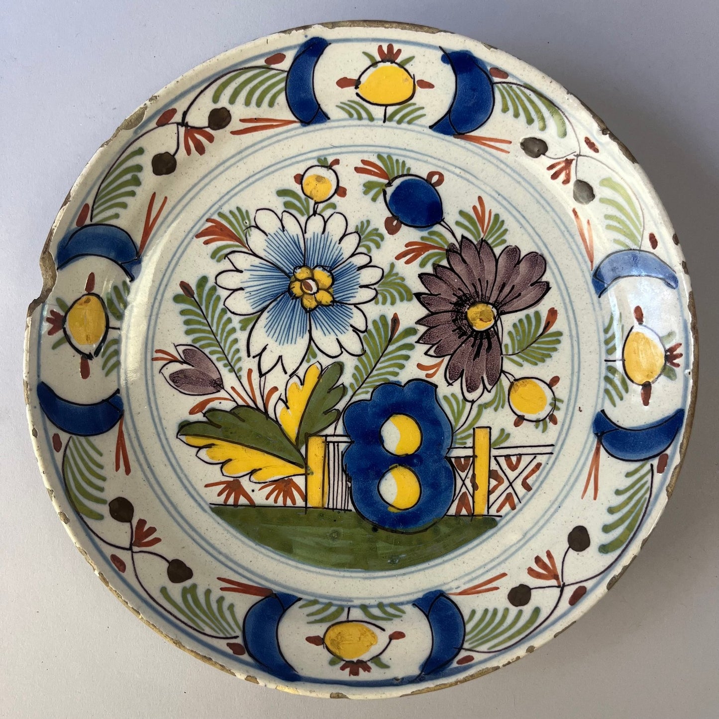 An 18th-Century Delft Polychrome Plate with Floral Decoration | c.1775–1790