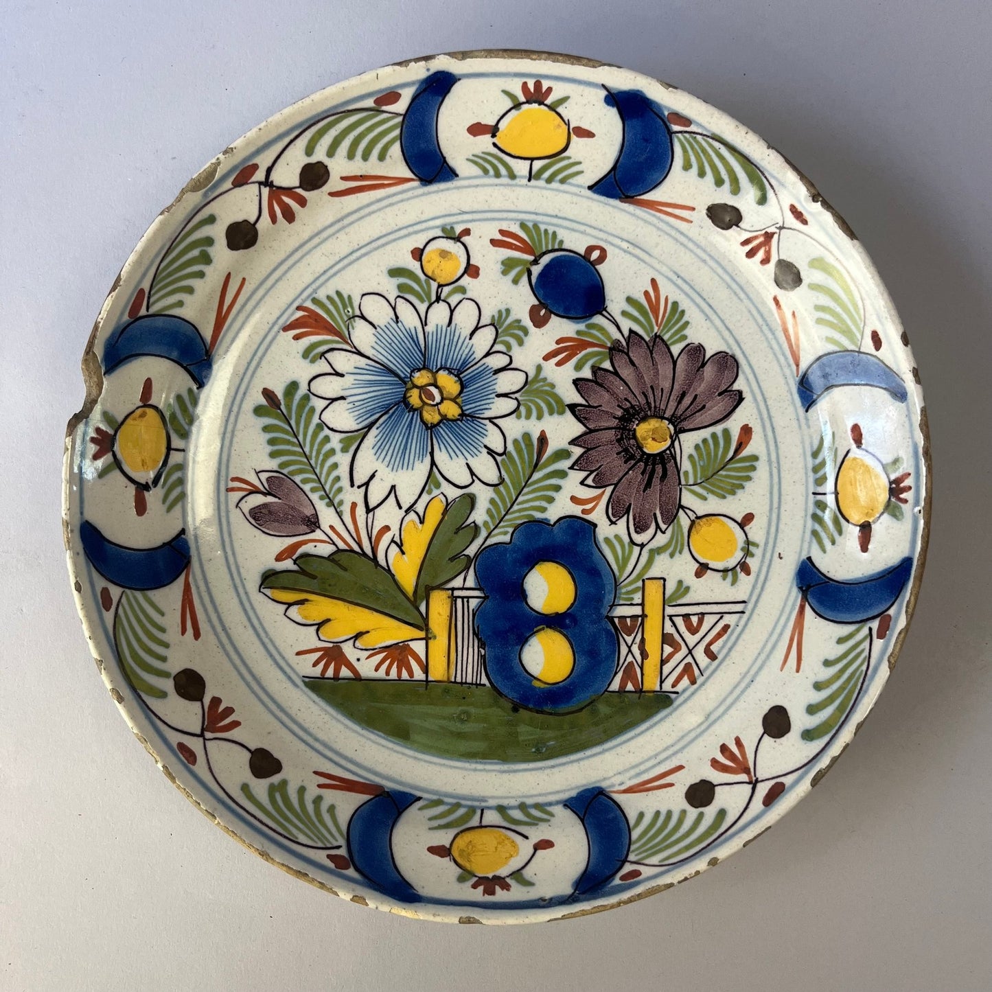 An 18th-Century Delft Polychrome Plate with Floral Decoration | c.1775–1790