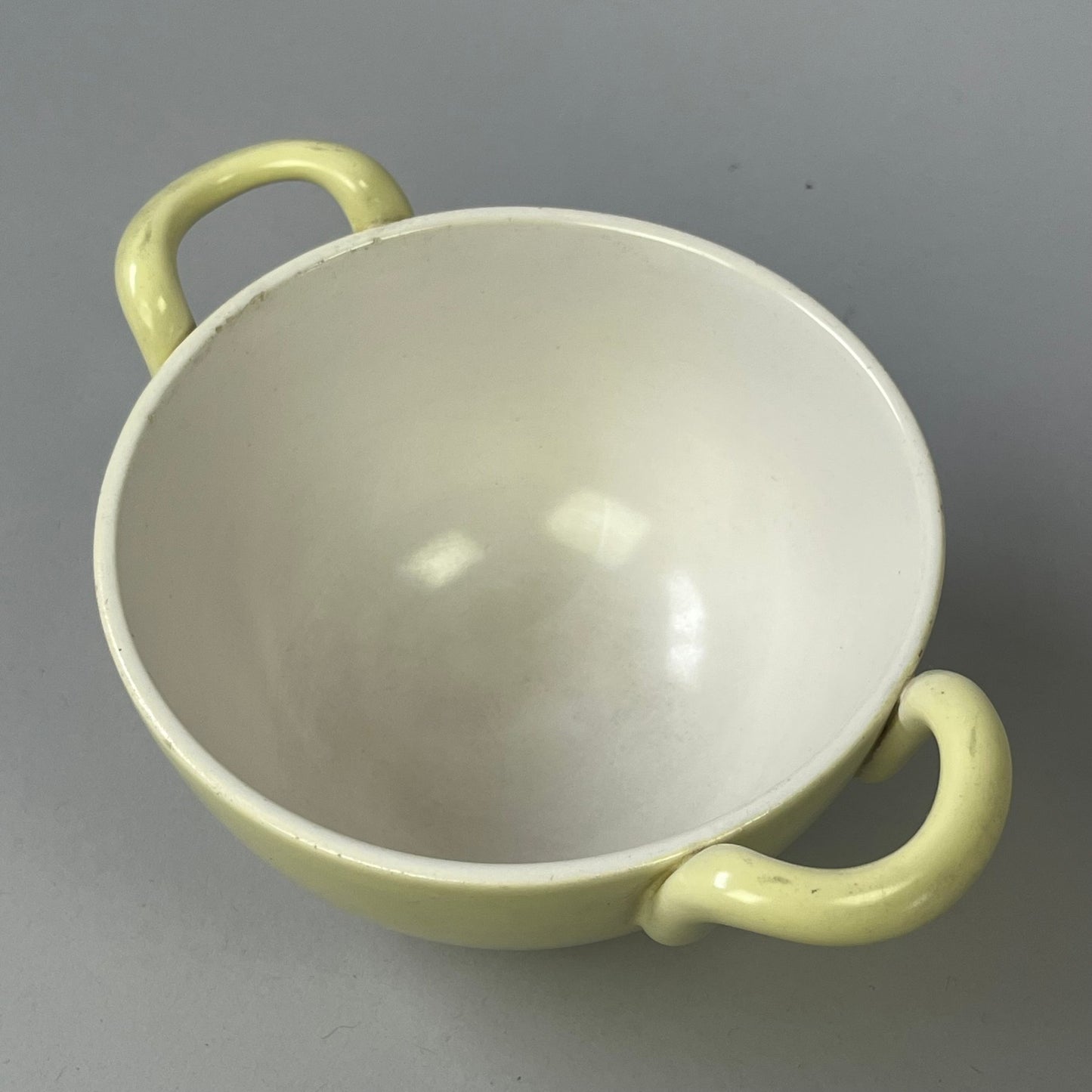 A Delightful Set of Mid-Century Pastel Bowls by Huizen, Holland | c.1950s